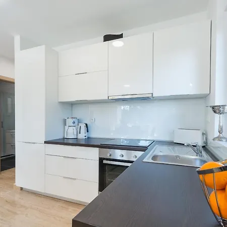 Appartamento With Parking Space - 18539 *