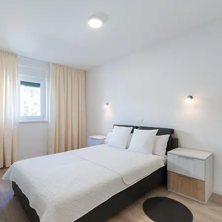 With Parking Space - 18539 Apartment Vir