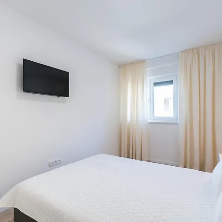 With Parking Space - 18539 Apartment *