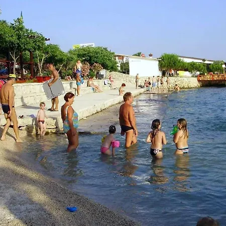 With Parking Space - 18539 Daire Vir