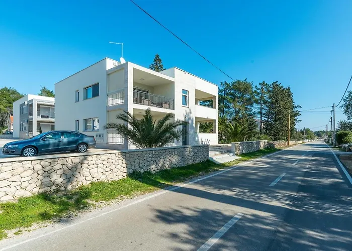 With Parking Space - 18539 Appartement *